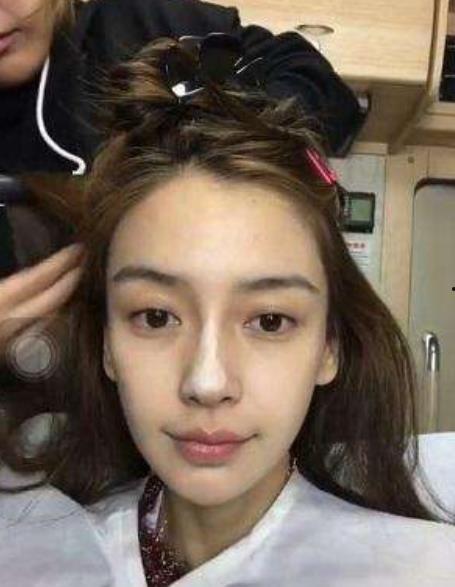 明星娶丑女,颠覆传统观念，爱情无界限  第3张